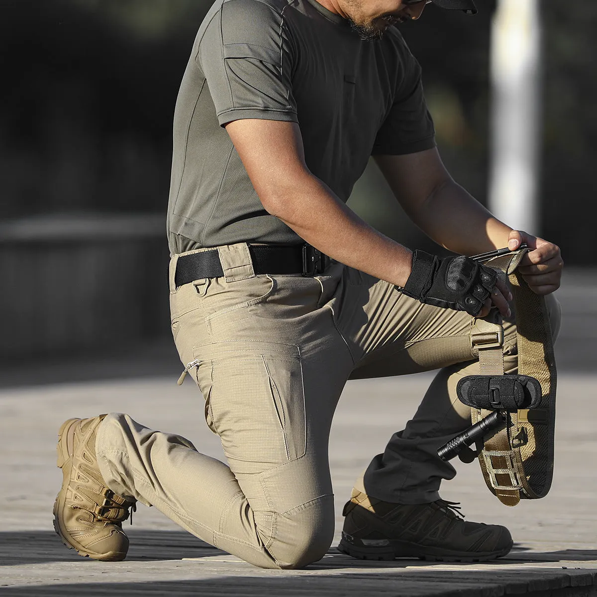 Straight Fit Durable Men's Cargo Pants